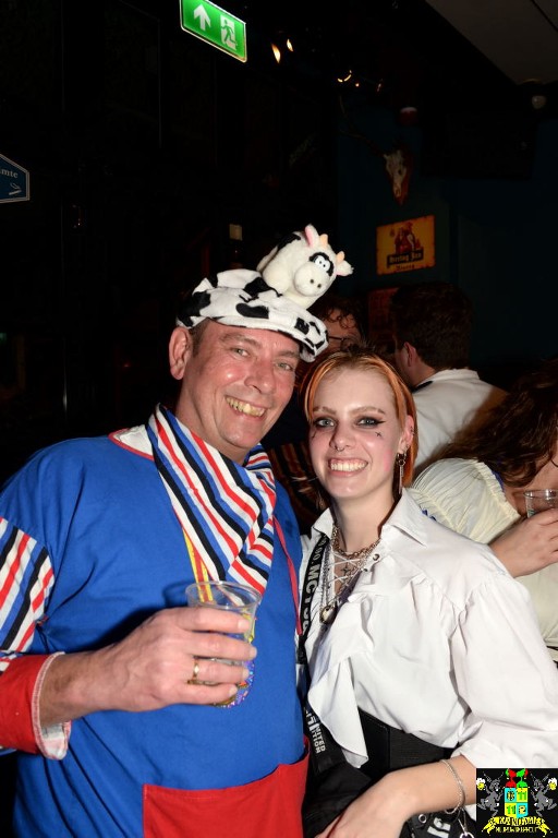 ../Images/Carnavals maandagavond in VdG 164.jpg